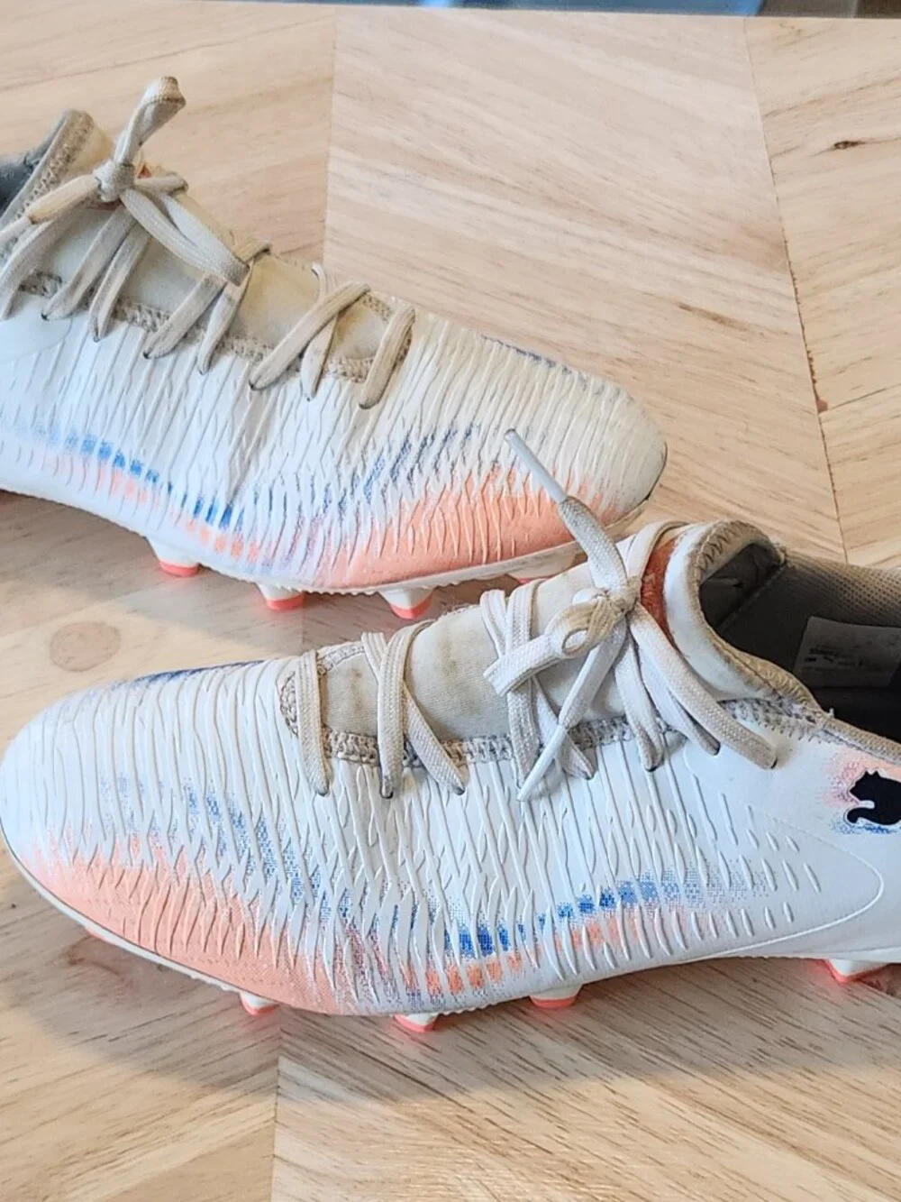 Puma Future Match FG/AG Soccer Cleats White Coral Blue Men's Size 8